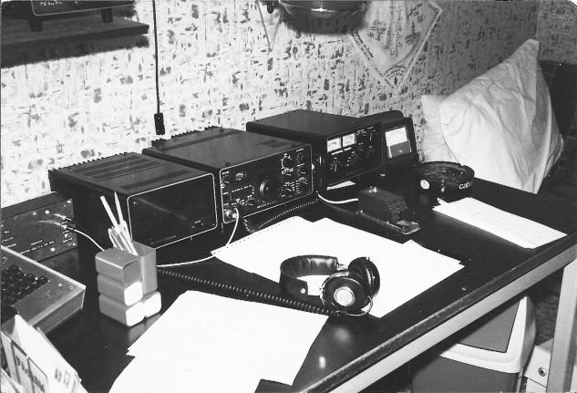 Shack PA0ABM, haast puur CW en fanatiek roker