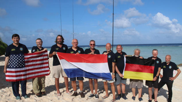 De tien operators opSwains Island, W8S