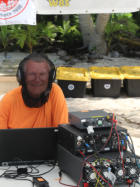 Hans, DL6JGN, aan het werk